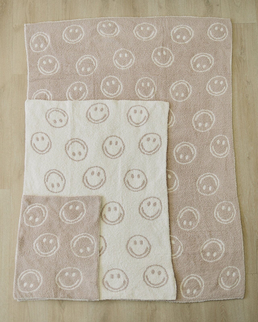 Smiley Taupe Plush Blanket Mebie Baby 